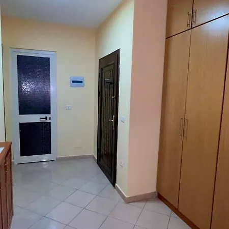 Sunset Apartment غوليم